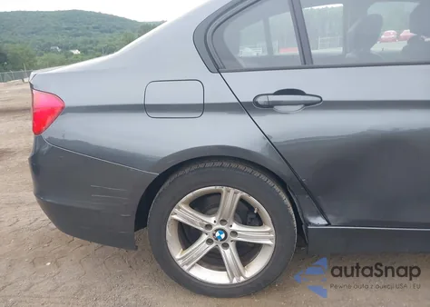 2015 BMW 320I xDrive z USA, uszkodzony, nr VIN WBA3C3G59FNS74054